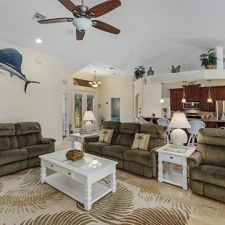 Luxury Home, Hot Tub, Heated Pool, Tiki Bar - Villa Spain Cape Coral Exteriör bild